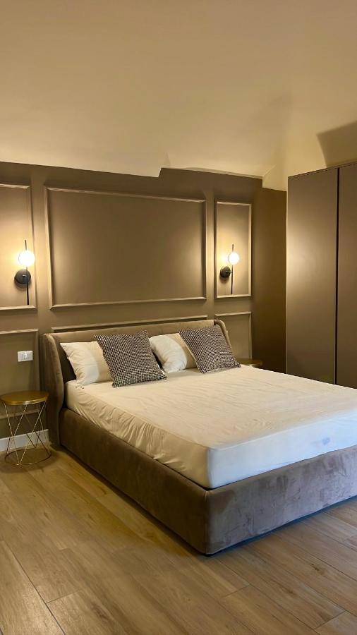 Lagrange 34 Guest house *
